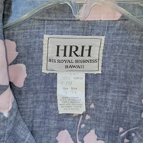 Men's Lightweight, Short Sleeved Chambray Floral Denim Button Down - Picture 3 of 7